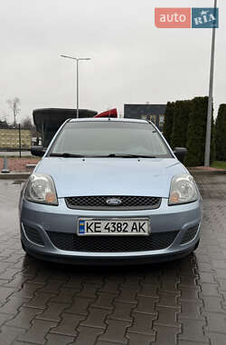 Хэтчбек Ford Fiesta 2007 в Киеве