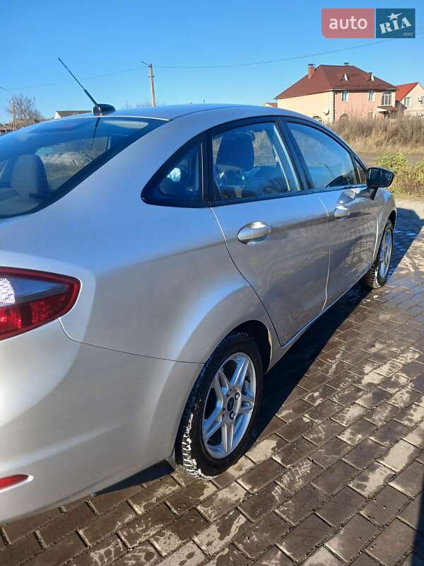 Седан Ford Fiesta 2017 в Виннице фото 5 Седан Ford Fiesta 2017 в Виннице
