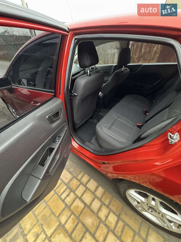 Седан Ford Fiesta 2019 в Буче