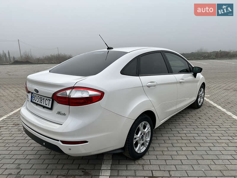 Седан Ford Fiesta 2016 в Тернополе
