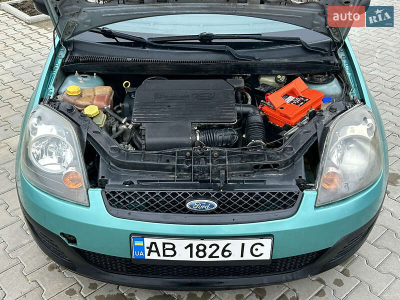 Хэтчбек Ford Fiesta 2007 в Вапнярке