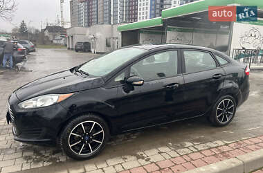 Седан Ford Fiesta 2015 в Ивано-Франковске