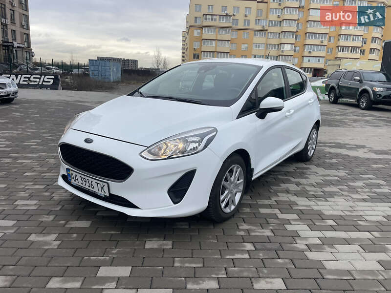 Хэтчбек Ford Fiesta 2018 в Киеве фото 3 Хэтчбек Ford Fiesta 2018 в Киеве