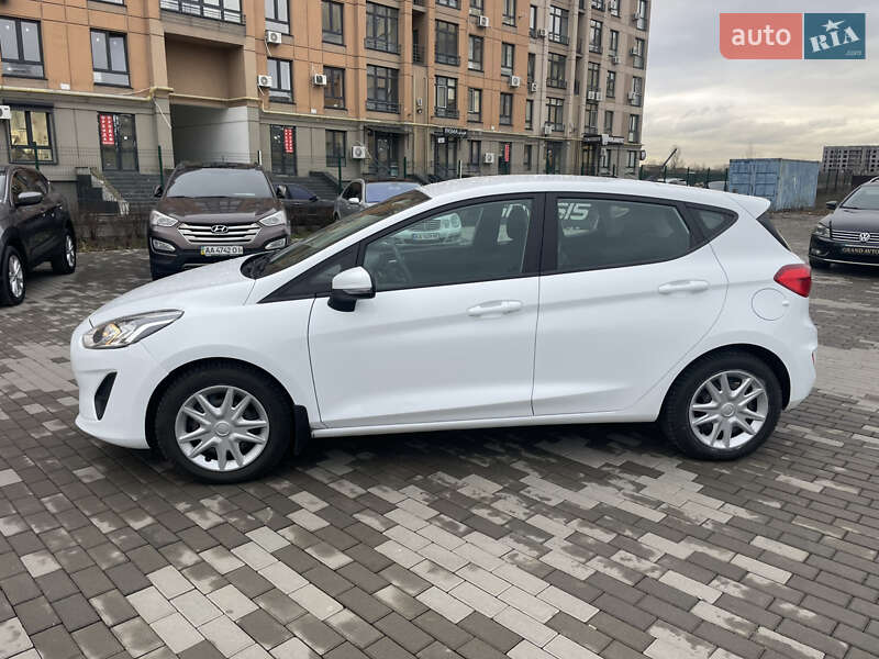 Хэтчбек Ford Fiesta 2018 в Киеве фото 4 Хэтчбек Ford Fiesta 2018 в Киеве