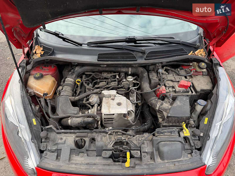 Хэтчбек Ford Fiesta 2013 в Днепре