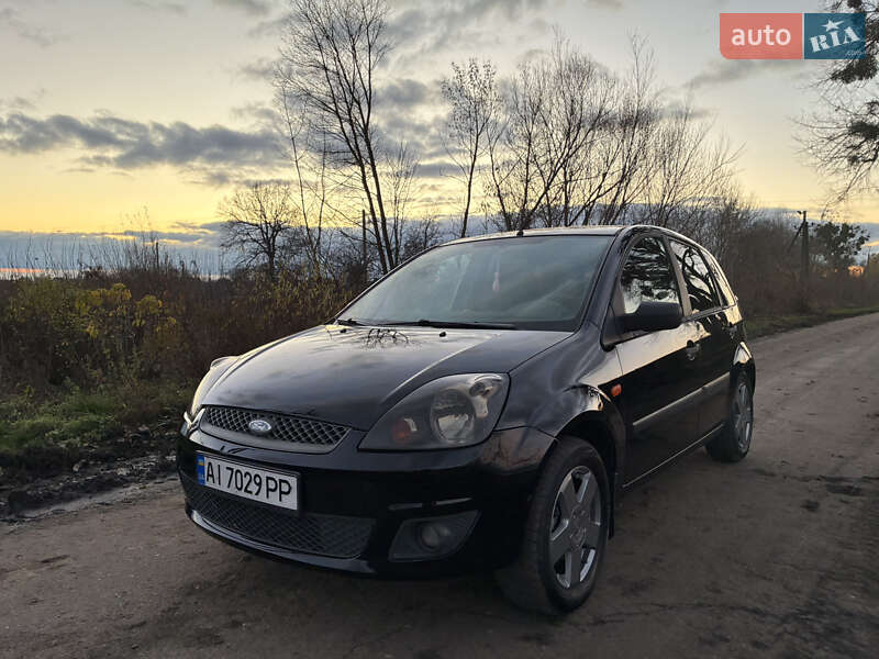 Хетчбек Ford Fiesta 2008 в Фастові