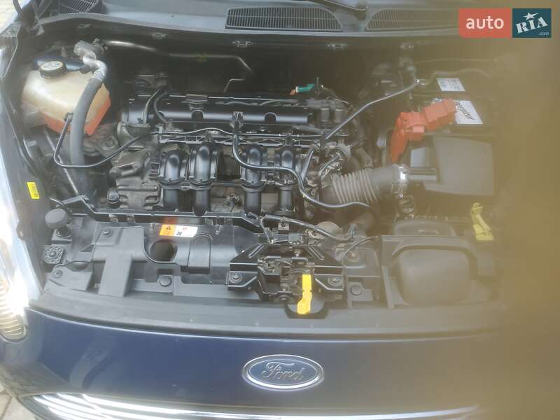 Хэтчбек Ford Fiesta 2015 в Одессе фото 2 Хэтчбек Ford Fiesta 2015 в Одессе