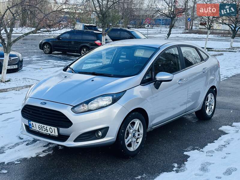 Седан Ford Fiesta 2018 в Києві