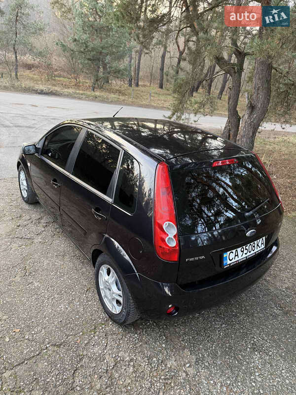 Хетчбек Ford Fiesta 2007 в Києві