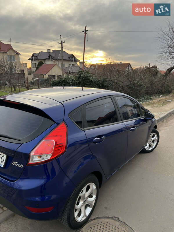 Хэтчбек Ford Fiesta 2014 в Одессе