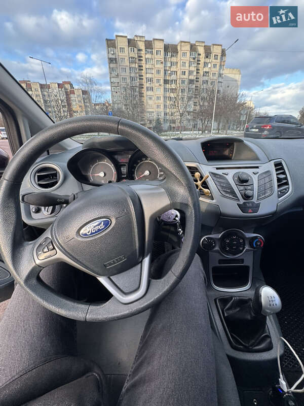 Хэтчбек Ford Fiesta 2009 в Ивано-Франковске