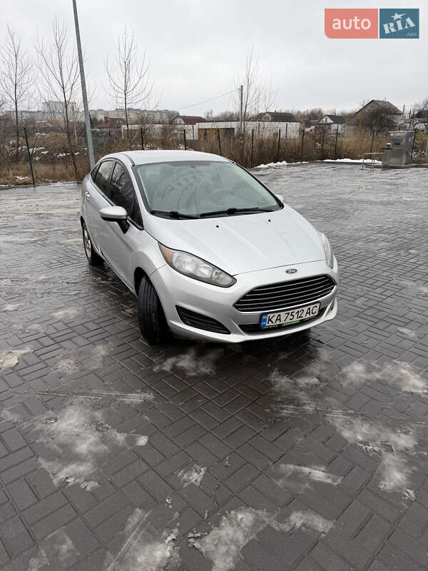 Седан Ford Fiesta 2017 в Днепре