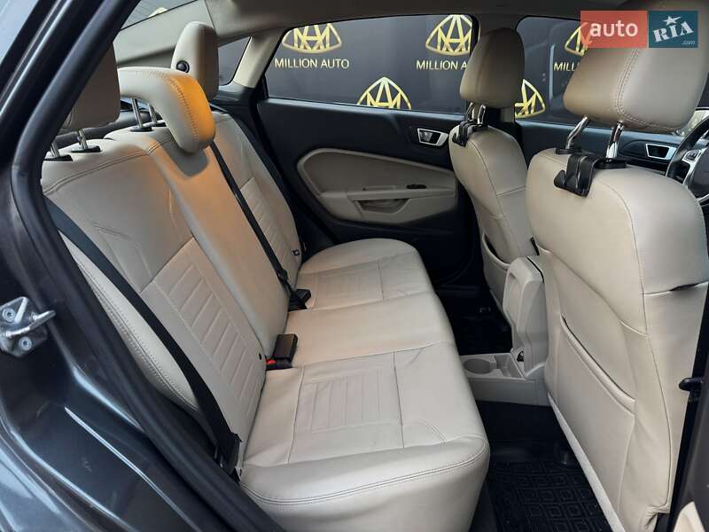 Седан Ford Fiesta 2017 в Києві