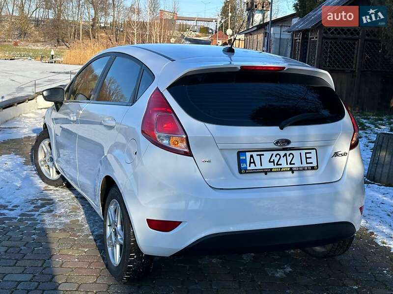 Хетчбек Ford Fiesta 2018 в Івано-Франківську
