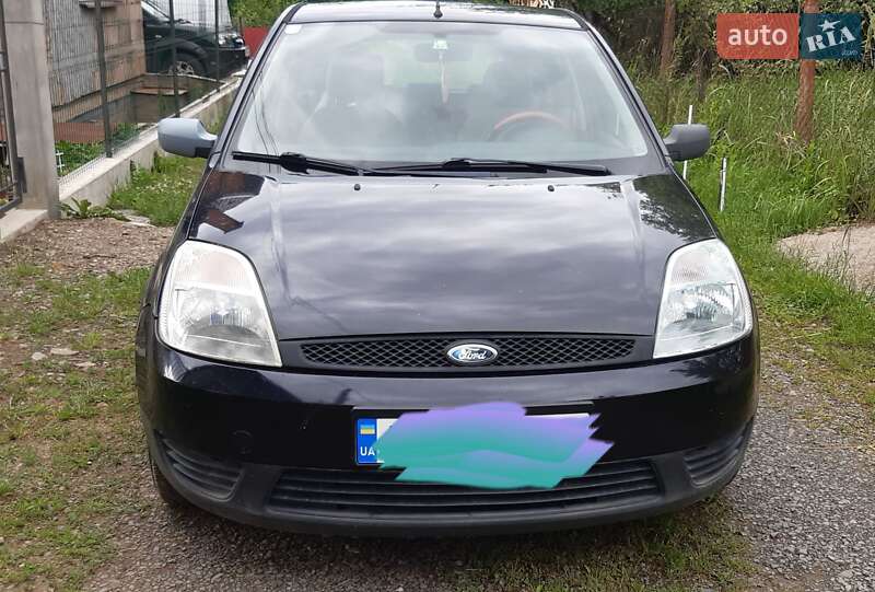 Хетчбек Ford Fiesta 2002 в Ужгороді фото Хетчбек Ford Fiesta 2002 в Ужгороді