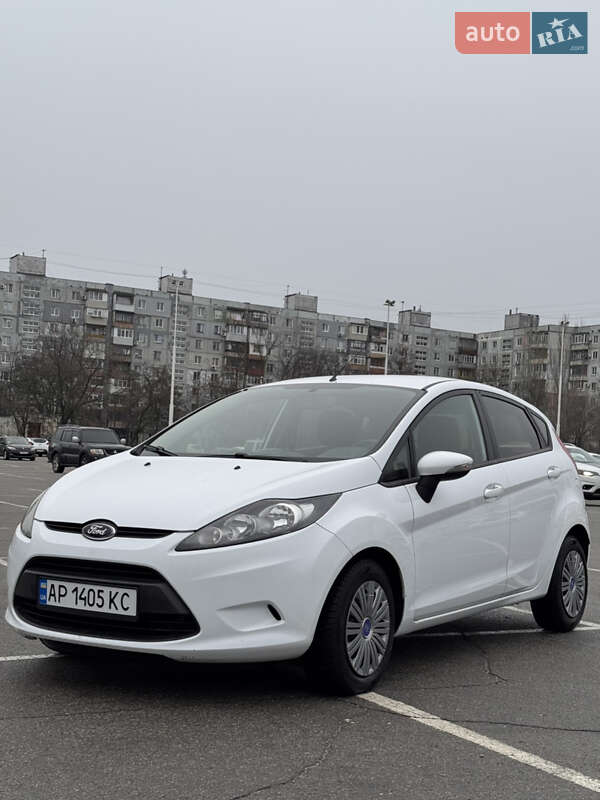 Хетчбек Ford Fiesta 2011 в Запоріжжі фото Хетчбек Ford Fiesta 2011 в Запоріжжі