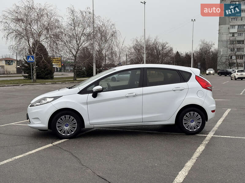 Хетчбек Ford Fiesta 2011 в Запоріжжі фото 4 Хетчбек Ford Fiesta 2011 в Запоріжжі