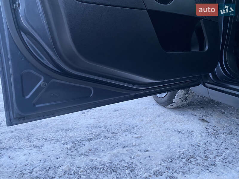 Хетчбек Ford Fiesta 2005 в Києві