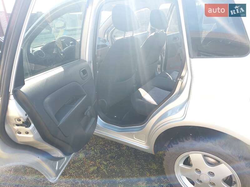 Хетчбек Ford Fiesta 2007 в Києві