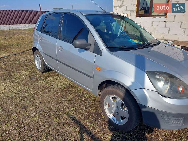 Хетчбек Ford Fiesta 2007 в Києві