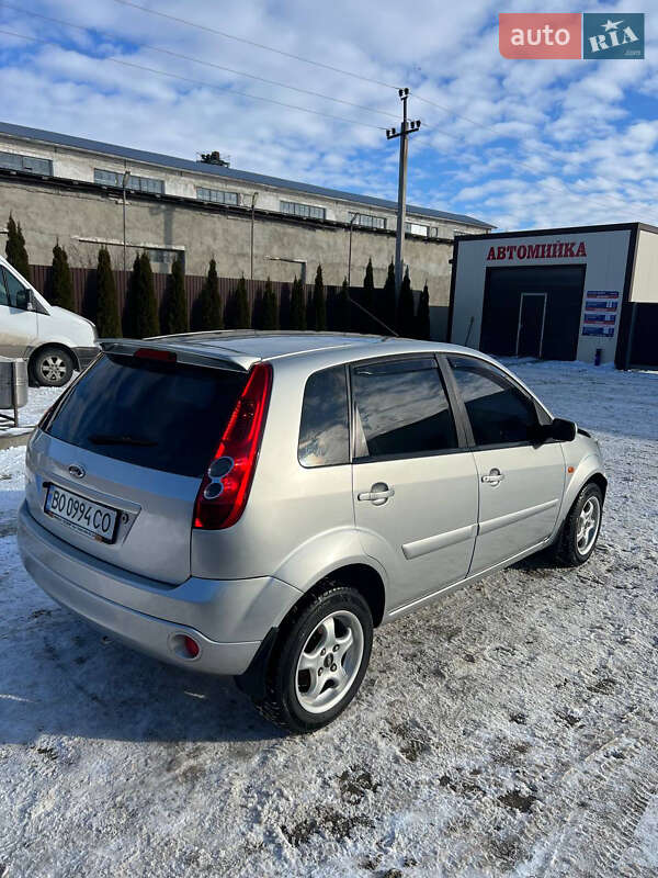 Хэтчбек Ford Fiesta 2006 в Тернополе