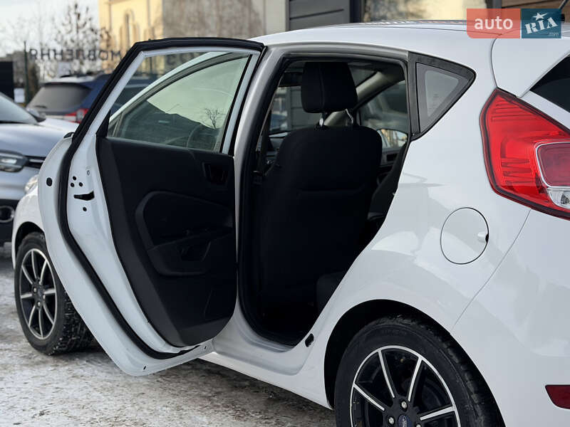 Хетчбек Ford Fiesta 2019 в Шептицькому