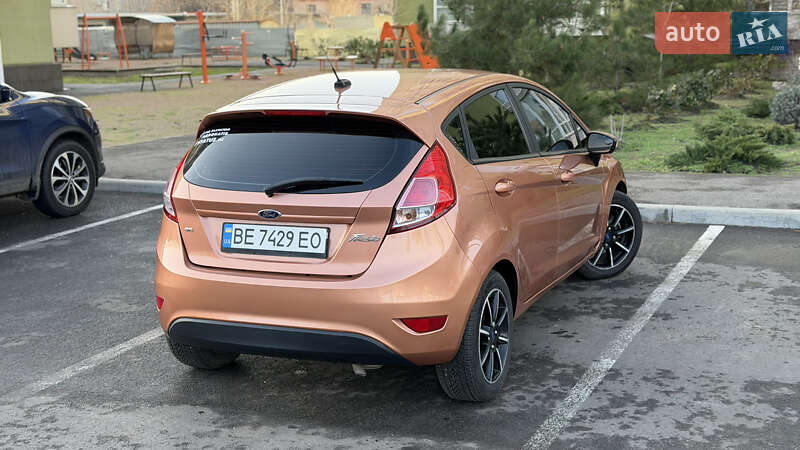 Седан Ford Fiesta 2016 в Миколаєві