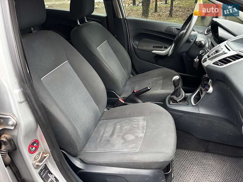 Хэтчбек Ford Fiesta 2012 в Запорожье