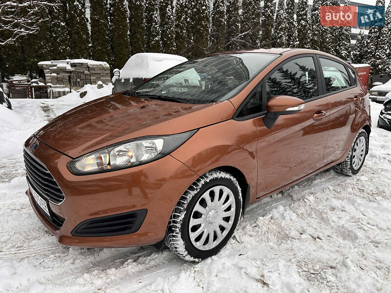 Хэтчбек Ford Fiesta 2013 в Львове