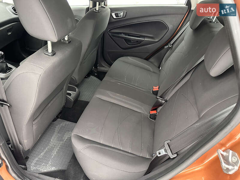 Хэтчбек Ford Fiesta 2013 в Львове