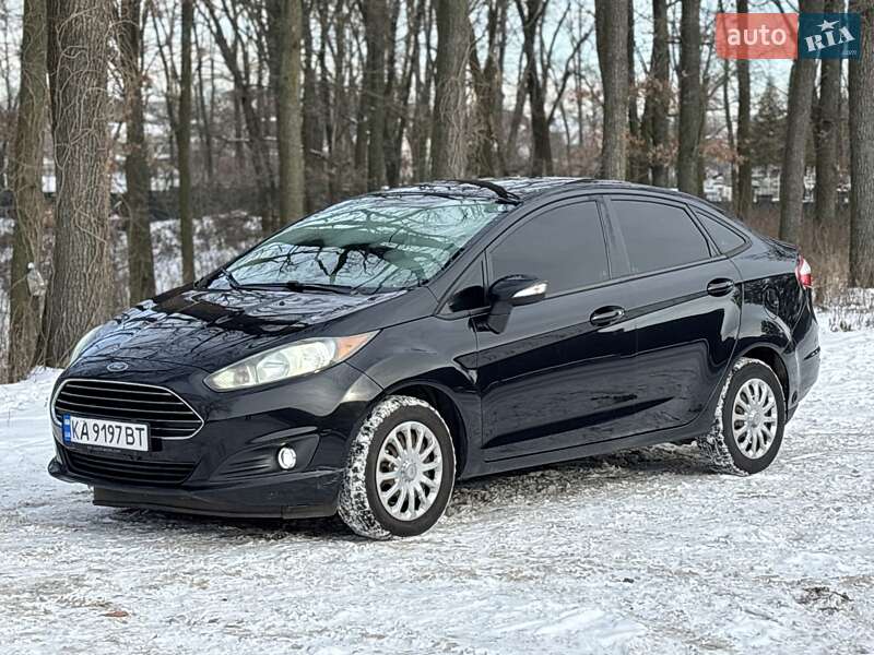 Седан Ford Fiesta 2014 в Києві