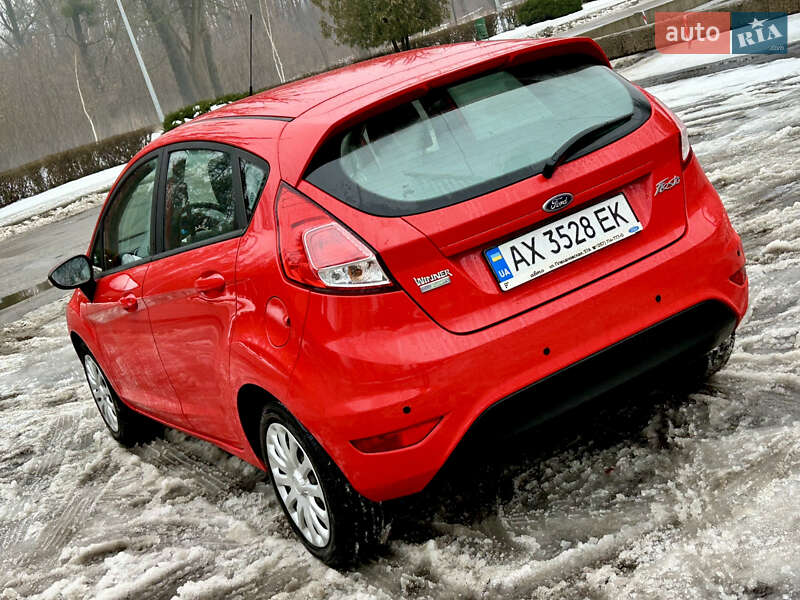 Хэтчбек Ford Fiesta 2016 в Харькове