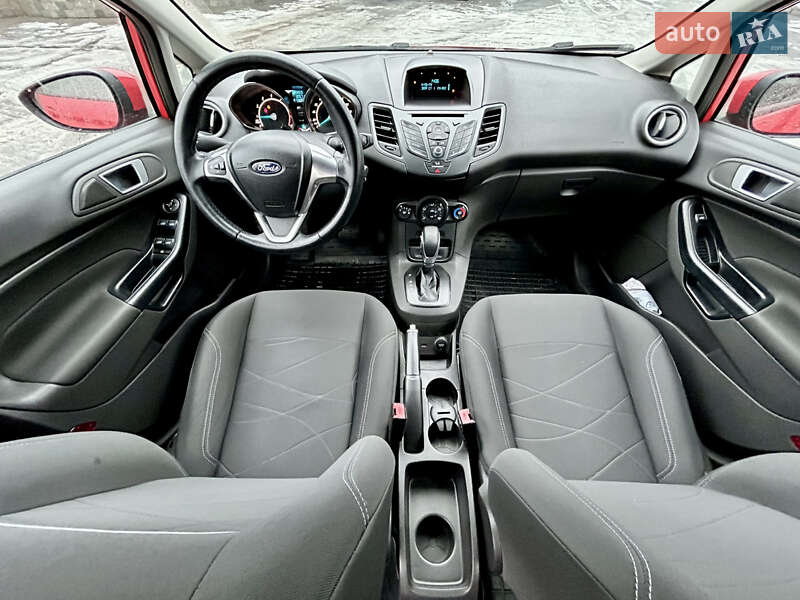 Хэтчбек Ford Fiesta 2016 в Харькове