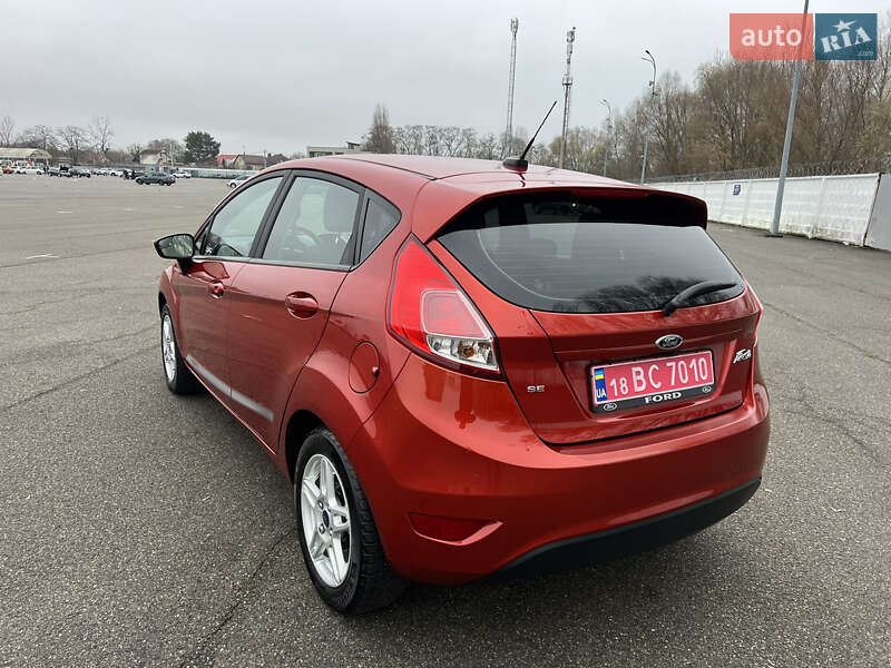 Хэтчбек Ford Fiesta 2018 в Киеве