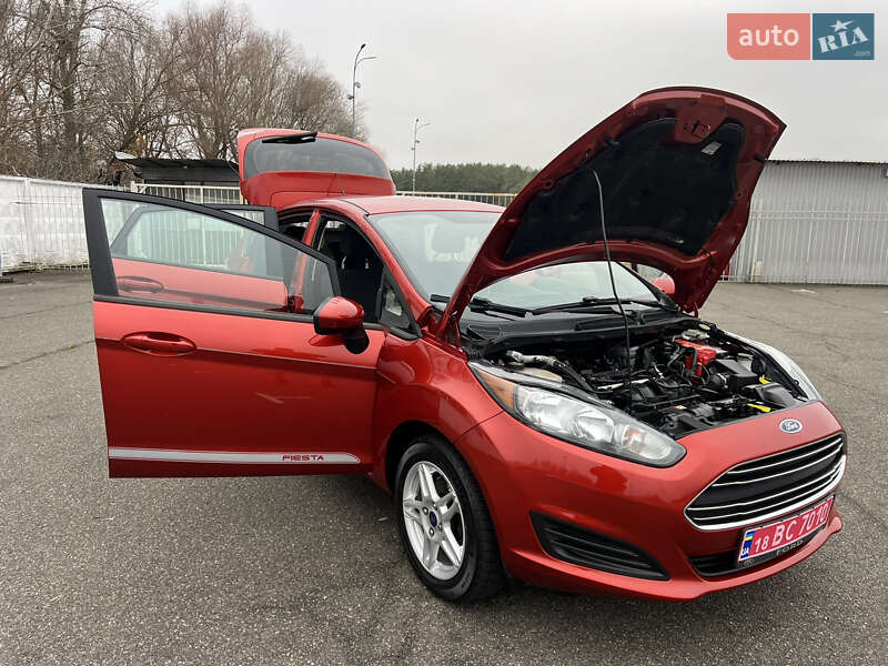 Хэтчбек Ford Fiesta 2018 в Киеве