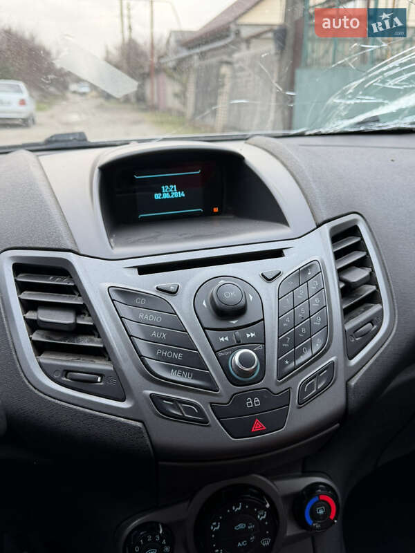 Хетчбек Ford Fiesta 2014 в Запоріжжі