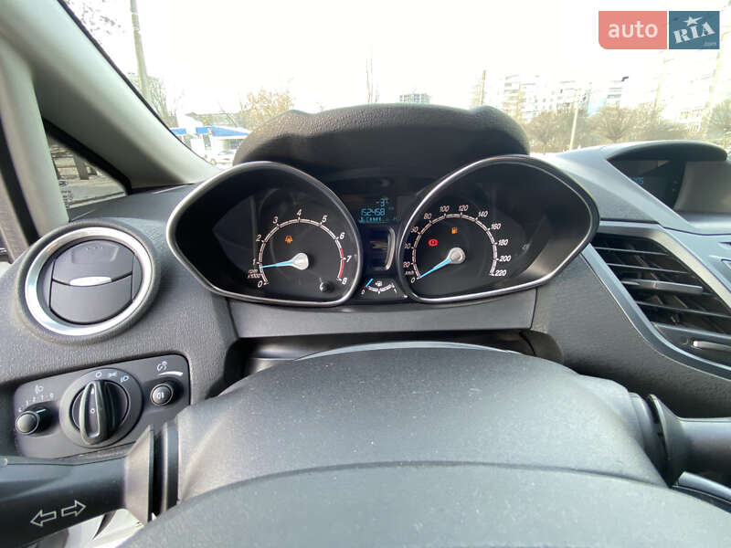 Хэтчбек Ford Fiesta 2017 в Черкассах