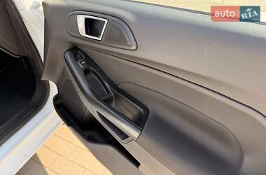 Хэтчбек Ford Fiesta 2013 в Киеве