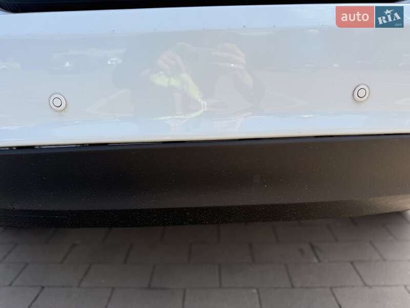 Хетчбек Ford Fiesta 2013 в Києві