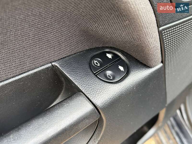 Хетчбек Ford Fiesta 2007 в Одесі