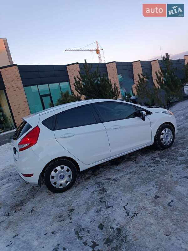 Хетчбек Ford Fiesta 2012 в Хмельницькому