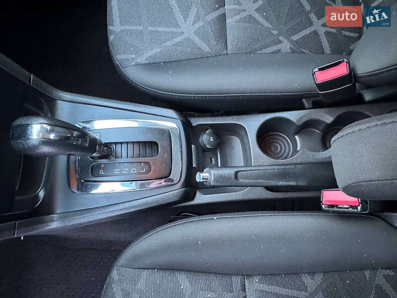 Хэтчбек Ford Fiesta 2013 в Дрогобыче