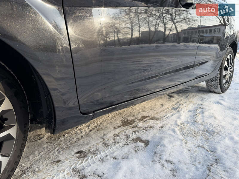 Хэтчбек Ford Fiesta 2011 в Конотопе