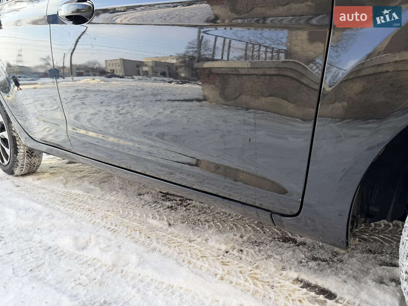 Хэтчбек Ford Fiesta 2011 в Конотопе