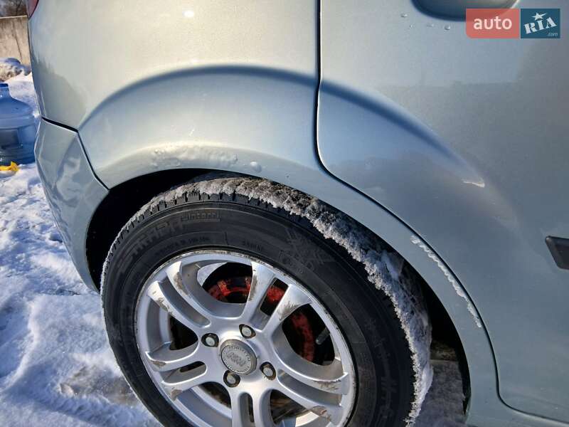 Хэтчбек Ford Fiesta 2003 в Борисполе