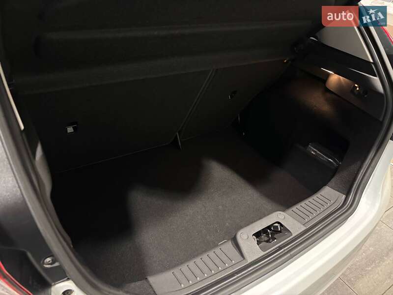 Хетчбек Ford Fiesta 2016 в Львові