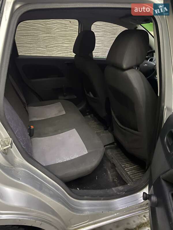 Хэтчбек Ford Fiesta 2005 в Броварах