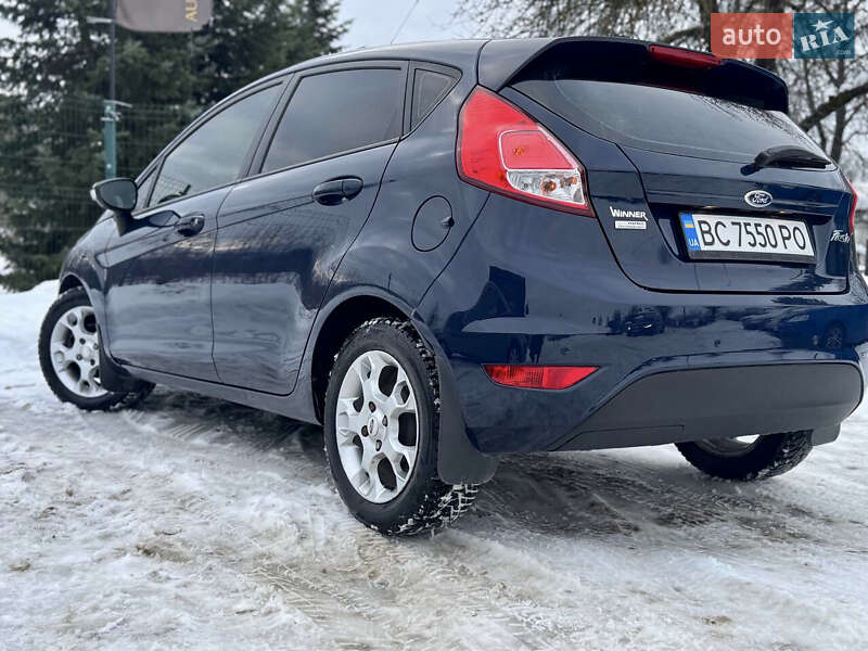 Хэтчбек Ford Fiesta 2013 в Дрогобыче