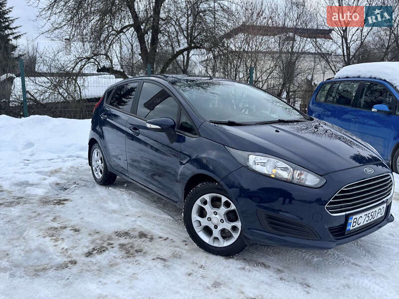 Хэтчбек Ford Fiesta 2013 в Дрогобыче