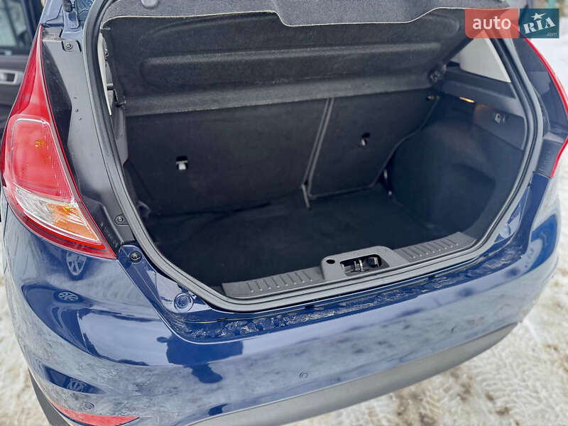 Хэтчбек Ford Fiesta 2013 в Дрогобыче